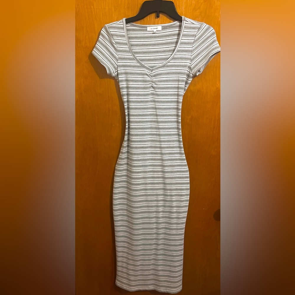 Grey and White V-Neck Bodycon Maxi Dress